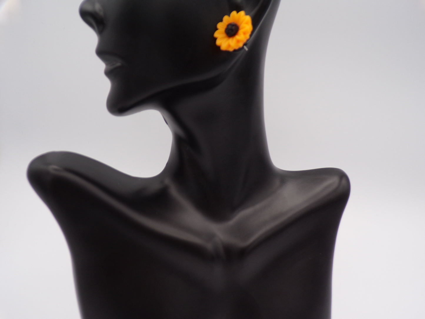 Sunflower stud earrings